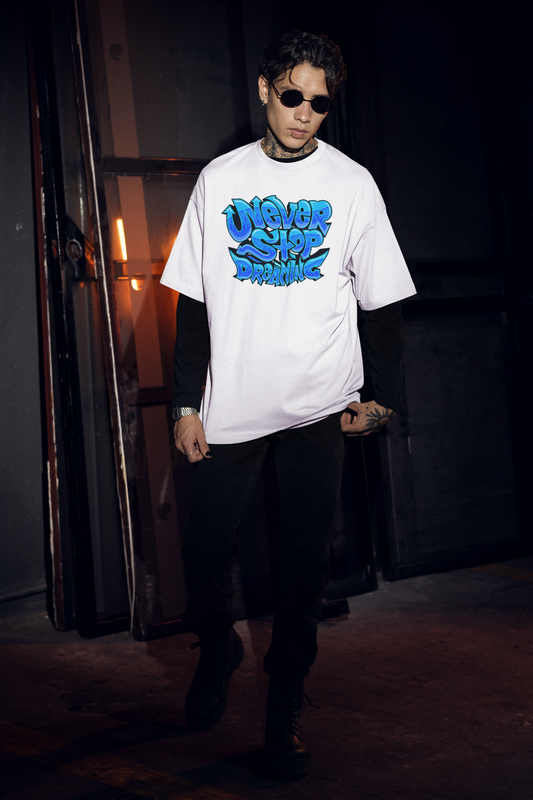 NEVER STOP DREAMING Imprimé streetwear avant - T-shirt unisexe surtaillé bio Freestyler Adulte