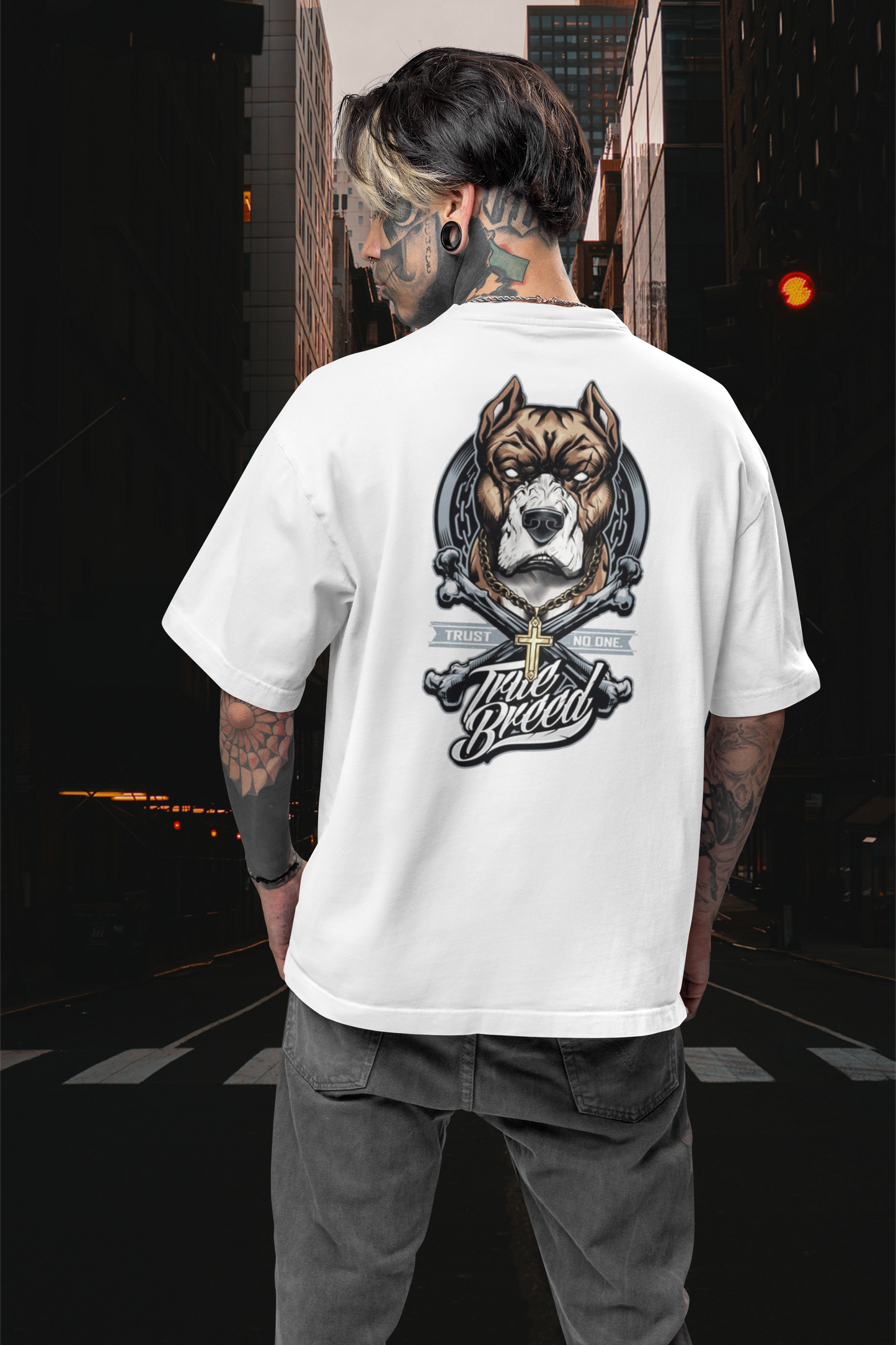 Camiseta unisex holgada, bio, para adultos, con estampado "TRUE BREED NO TRUST Streetwear Backprint - Freestyler"