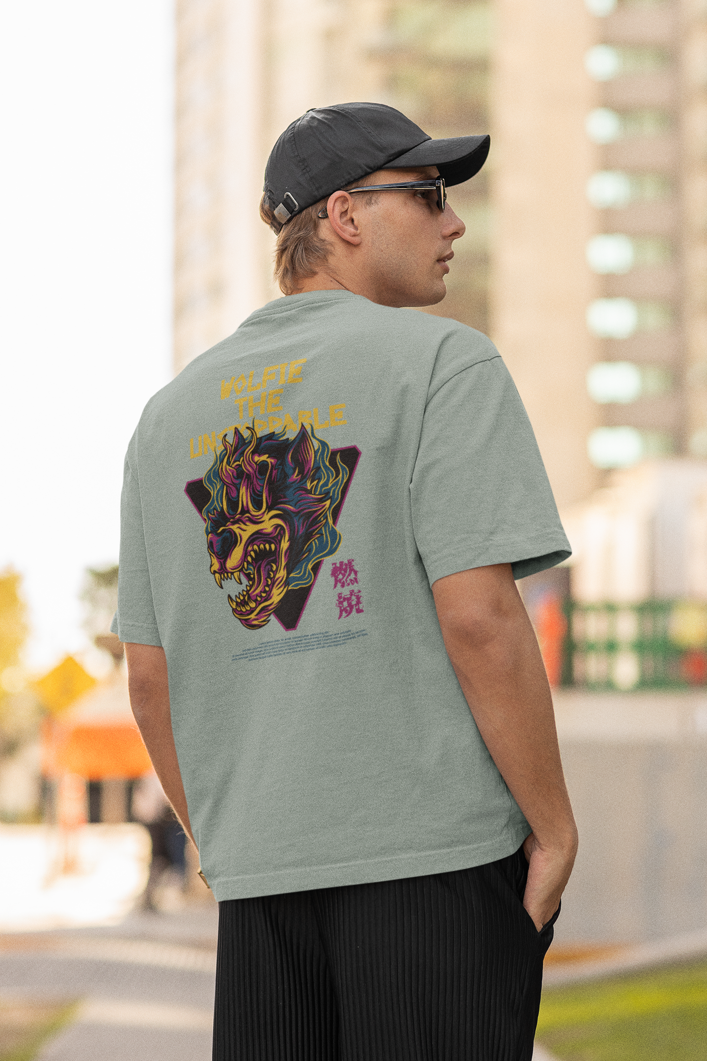 WOLFIE THE UNSTOPPABLE Warrior Streetwear Backprint - Freestyler Organic Oversized T-Shirt Adults SH